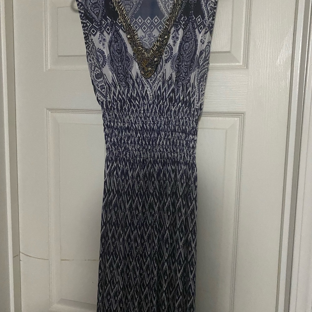 Source Unknown Navy and White V-Neck Smocked Maxi Dress